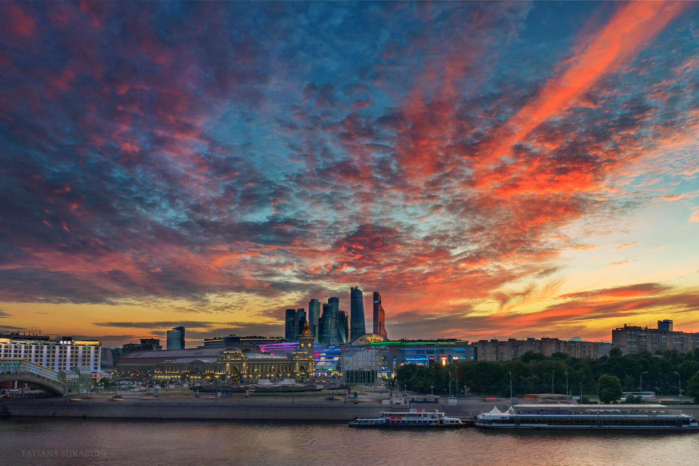 Картинки рассвет над москвой рекой